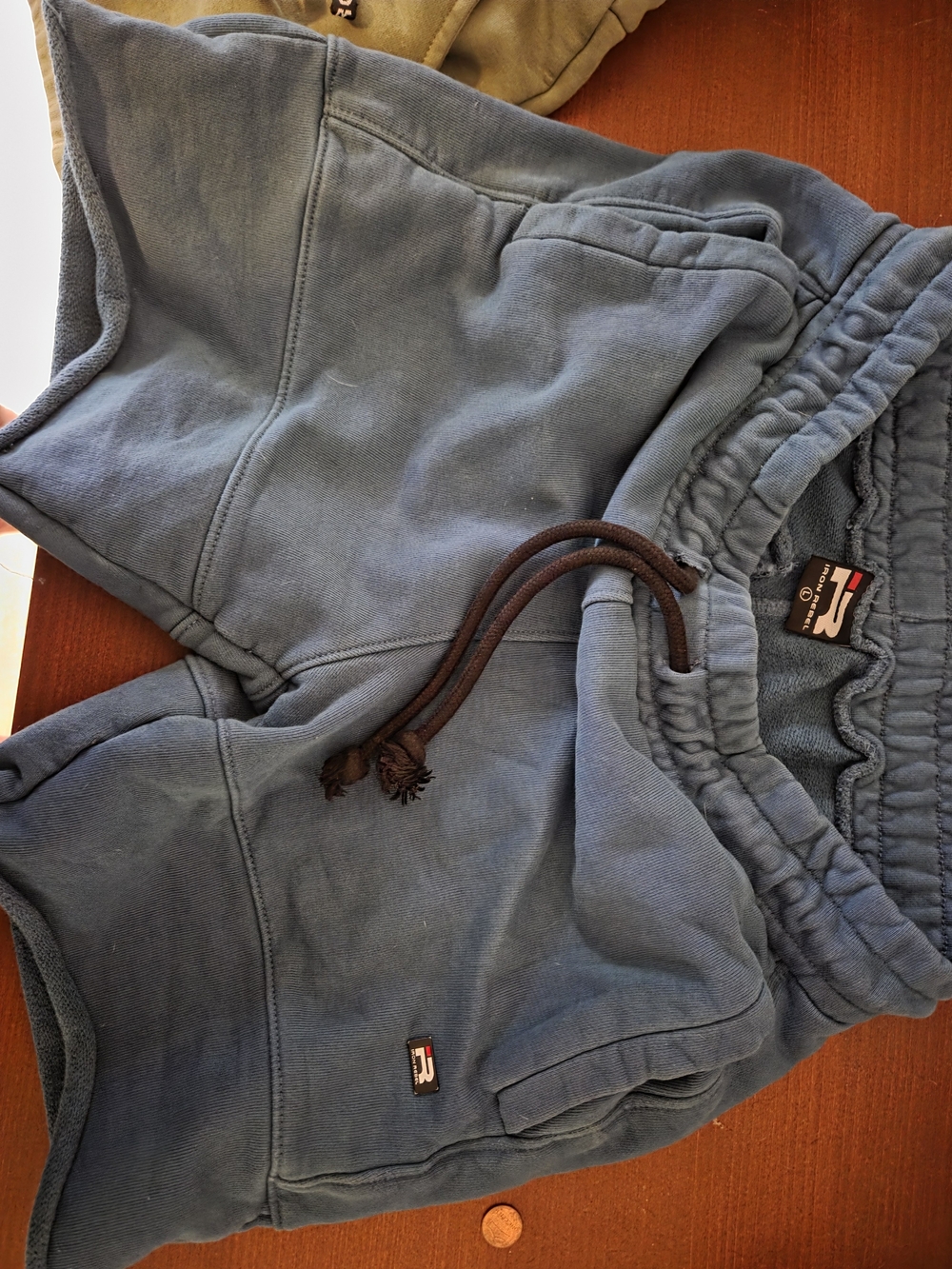 4 Pairs of Iron Rebel Shorts - LARGE - Picture 2 of 5